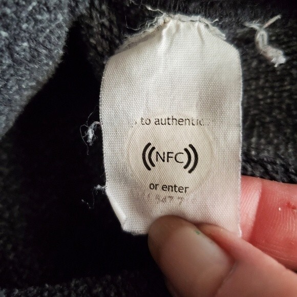 A.B.C. Advisory Board Crystals Peerless Pullover Embroidered Black Hoodie L / XL - Picture 13 of 16